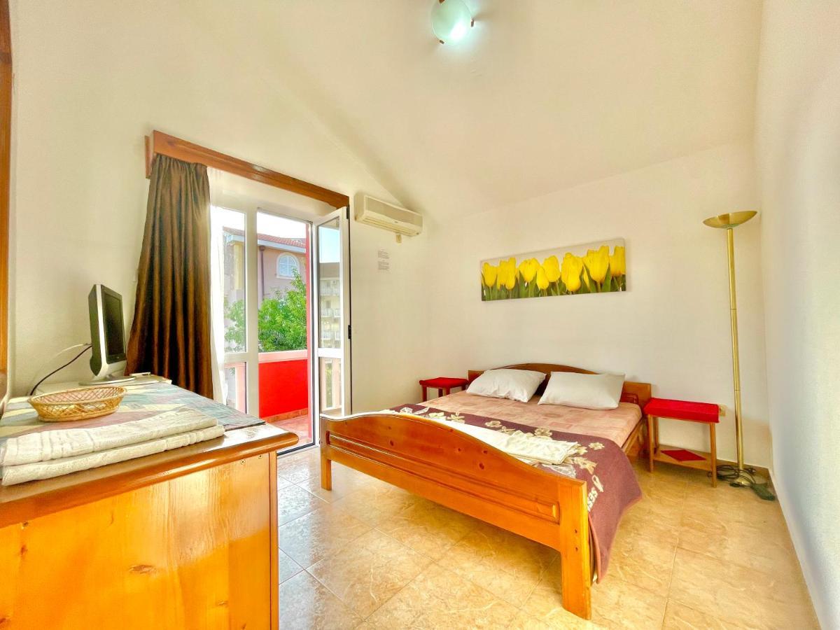 Vila L Budva Hotel Luaran gambar