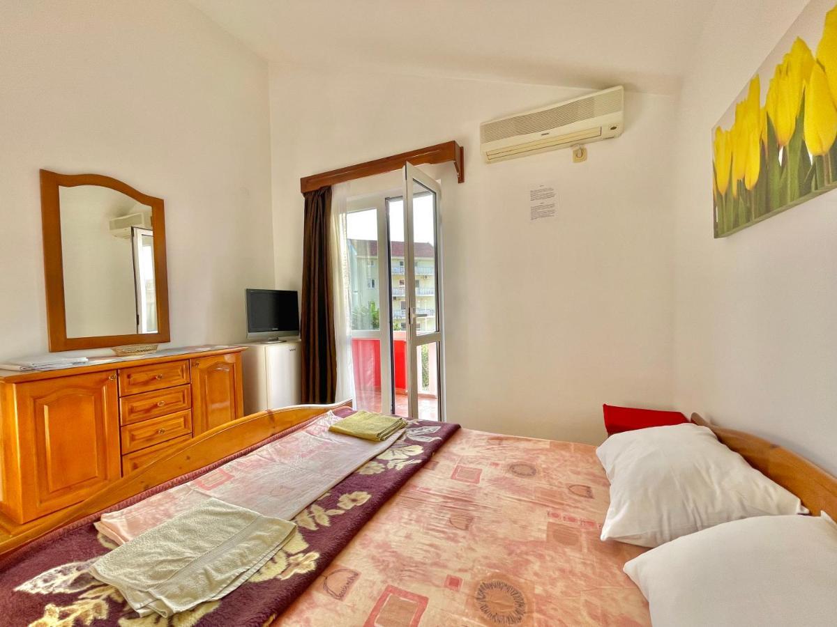 Vila L Budva Hotel Luaran gambar