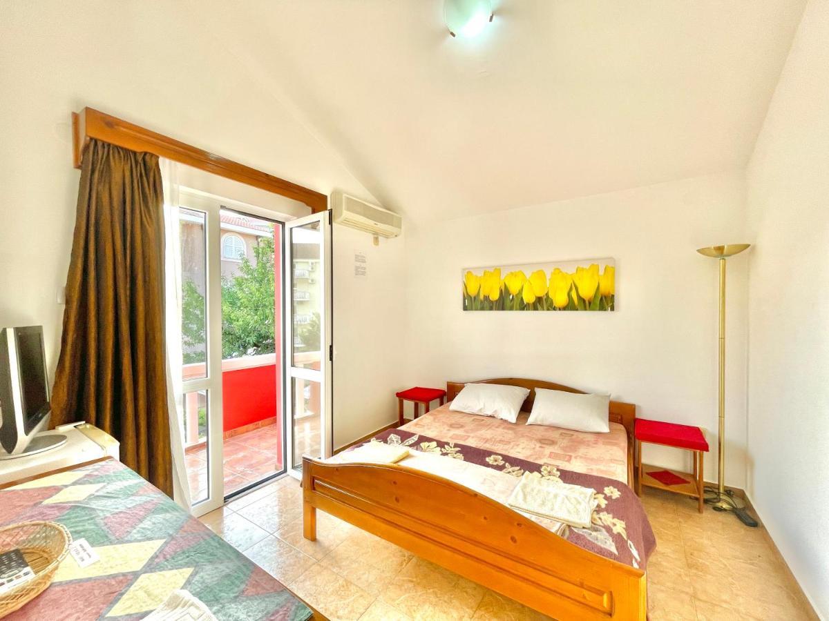 Vila L Budva Hotel Luaran gambar