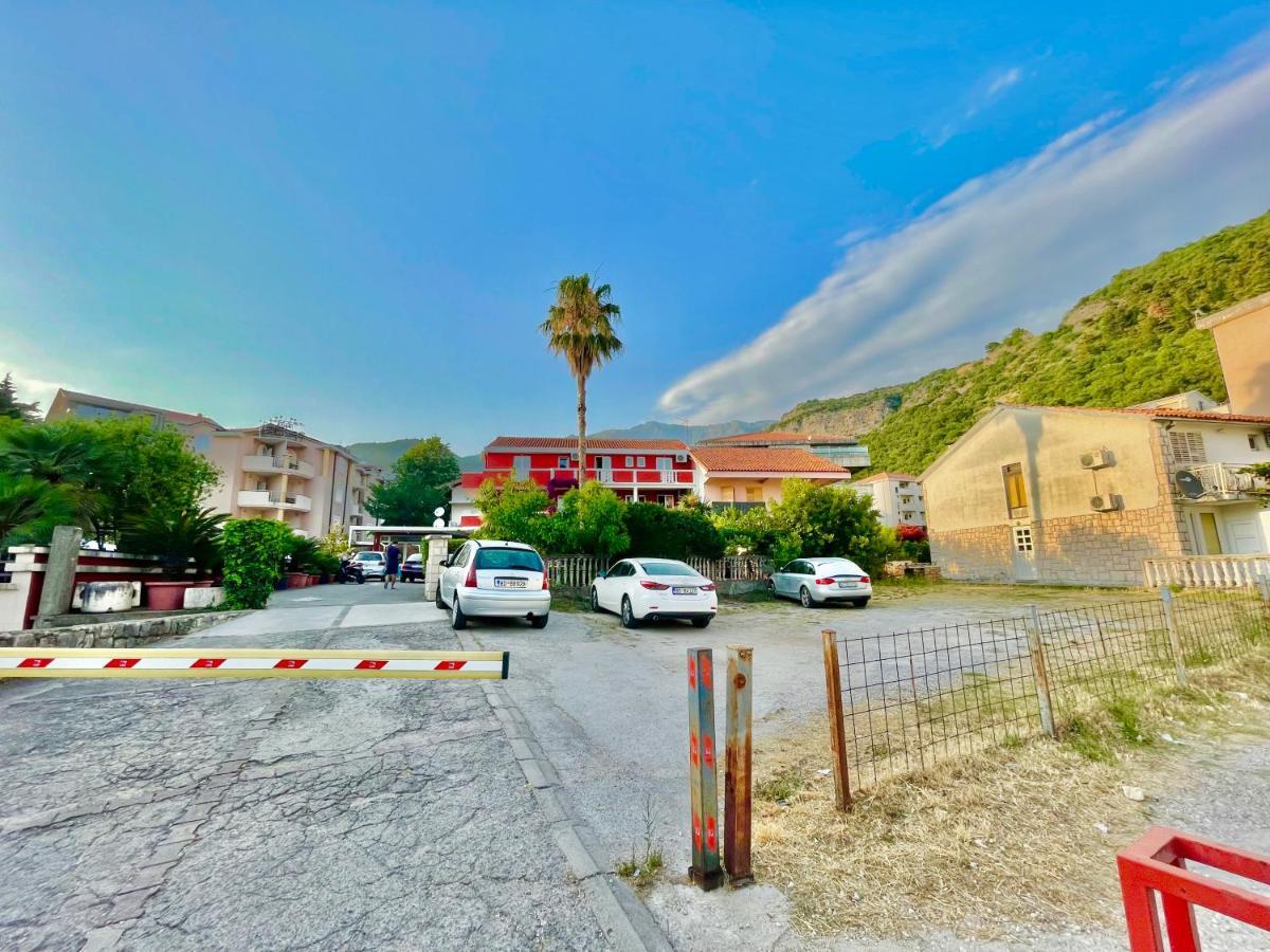 Vila L Budva Hotel Luaran gambar