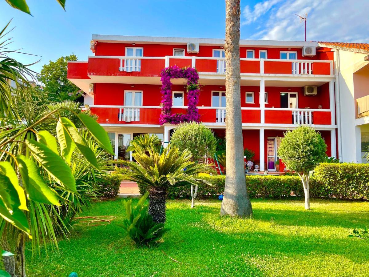 Vila L Budva Hotel Luaran gambar