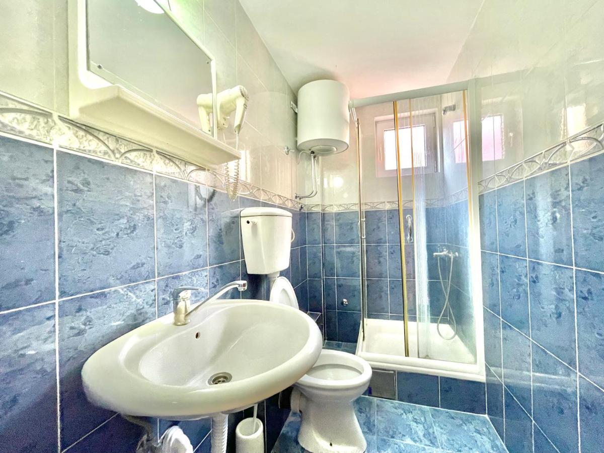 Vila L Budva Hotel Luaran gambar