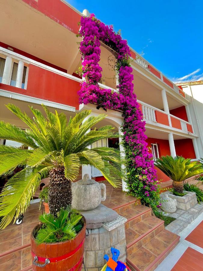 Vila L Budva Hotel Luaran gambar