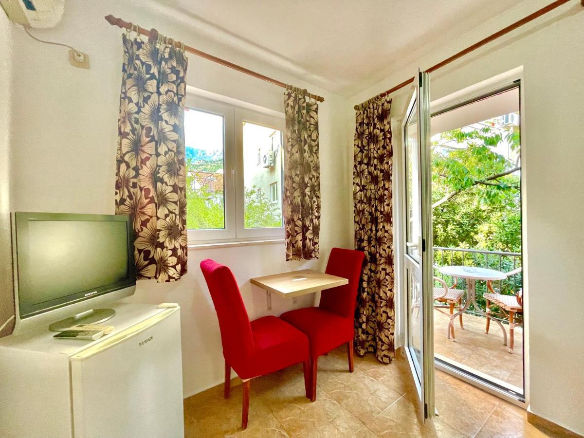 Vila L Budva Hotel Luaran gambar
