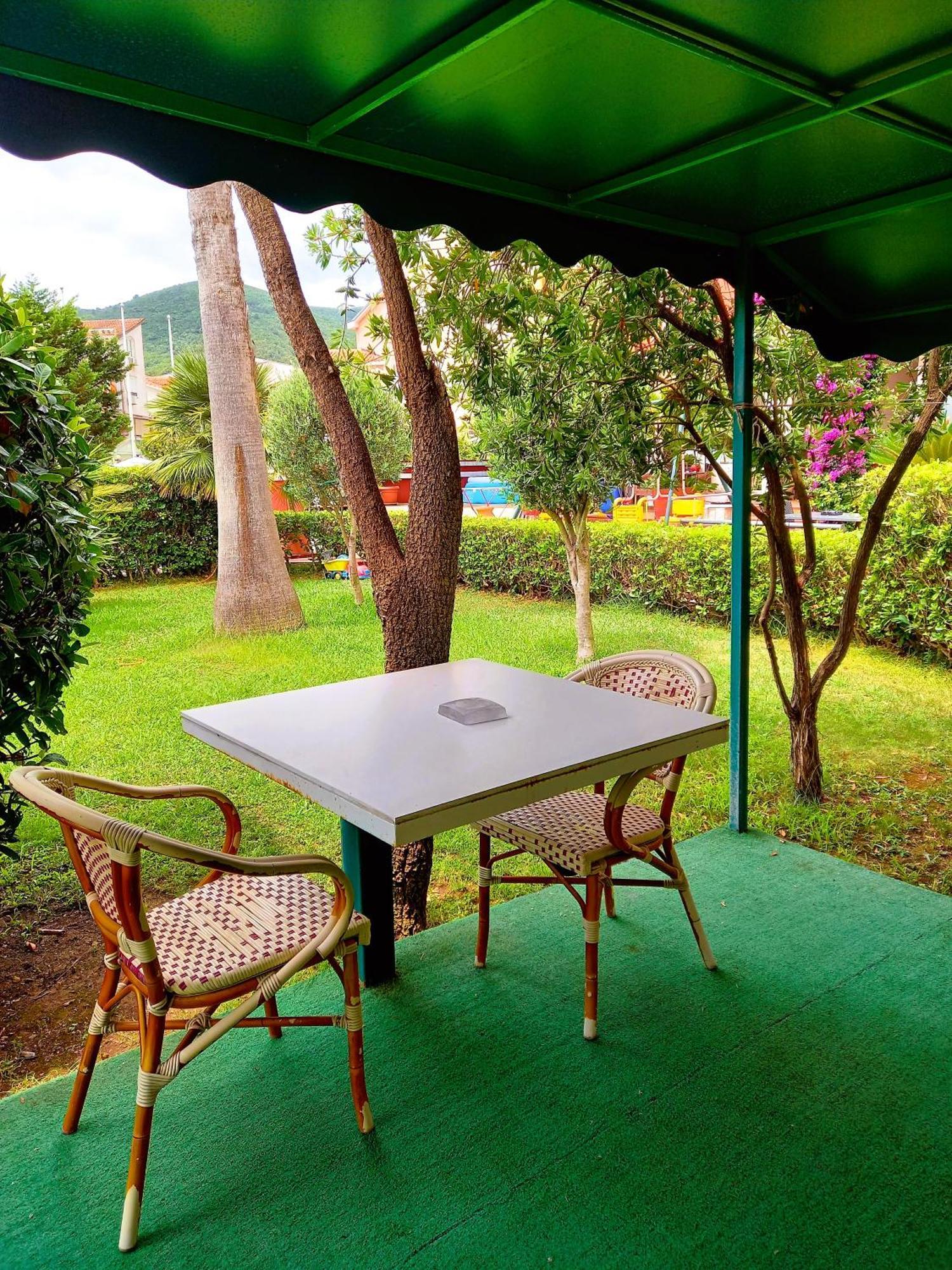 Vila L Budva Hotel Luaran gambar
